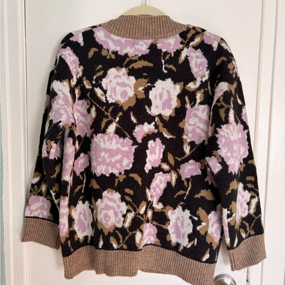 Pink Floral V-Neck Cardigan Sweater - Picture 3 of 3